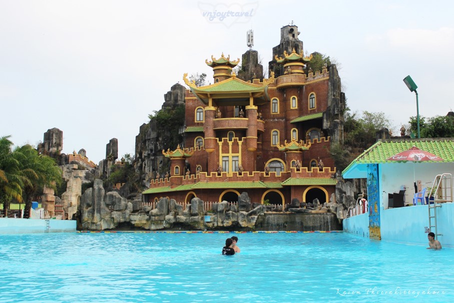 เที่ยวเวียดนาม vnjoytravel vietham บิ่นห์เยือง binh duong binhduong สวนสนุก สวนสวรรค์ ได่นาม khu du lich dai nam van hien