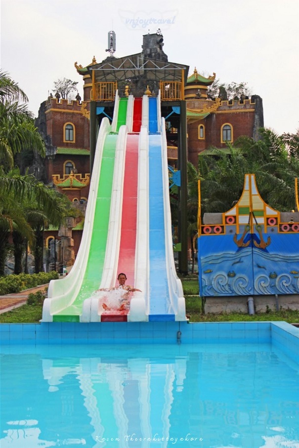 เที่ยวเวียดนาม vnjoytravel vietham บิ่นห์เยือง binh duong binhduong สวนสนุก สวนสวรรค์ ได่นาม khu du lich dai nam van hien