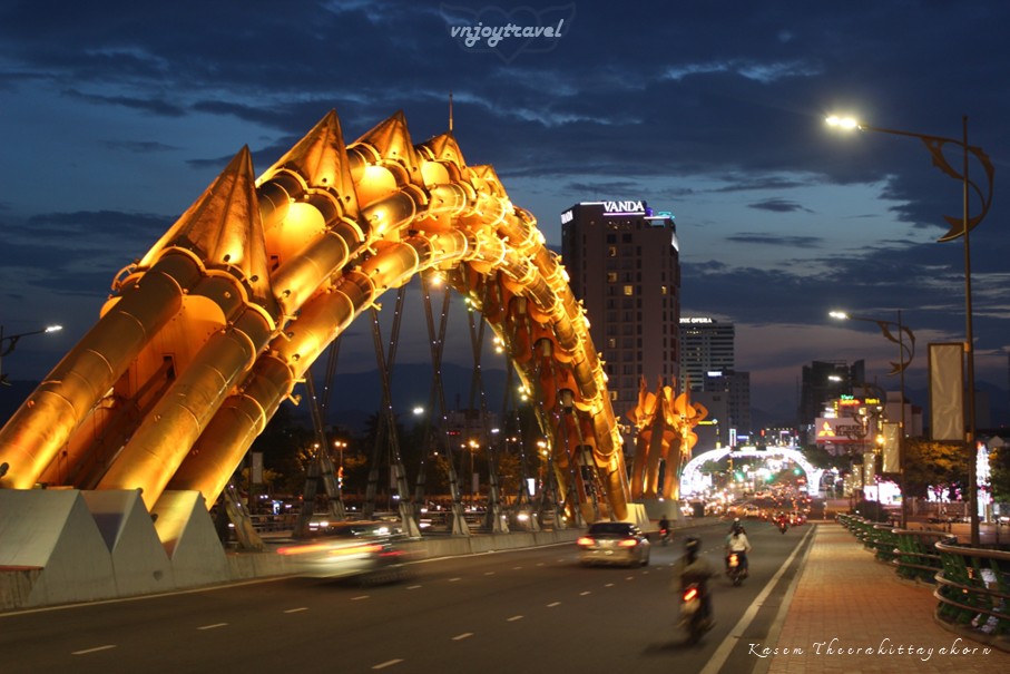 เที่ยวเวียดนาม vnjoytravel vietnam ดานัง  Danang Da Nang สะพานมังกร cau rong dragon bridge