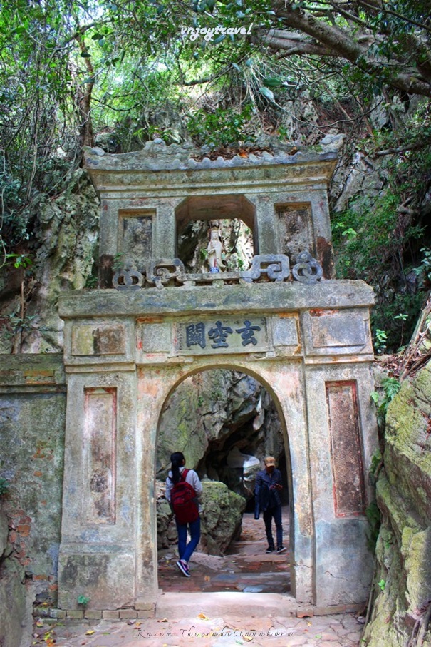 เที่ยวเวียดนาม vnjoytravel vietnam ดานัง  Danang Da Nang ภูเขาธาตุน้ำ ภูเขา 5 ธาตุ ngu han son thuy son marble mountain