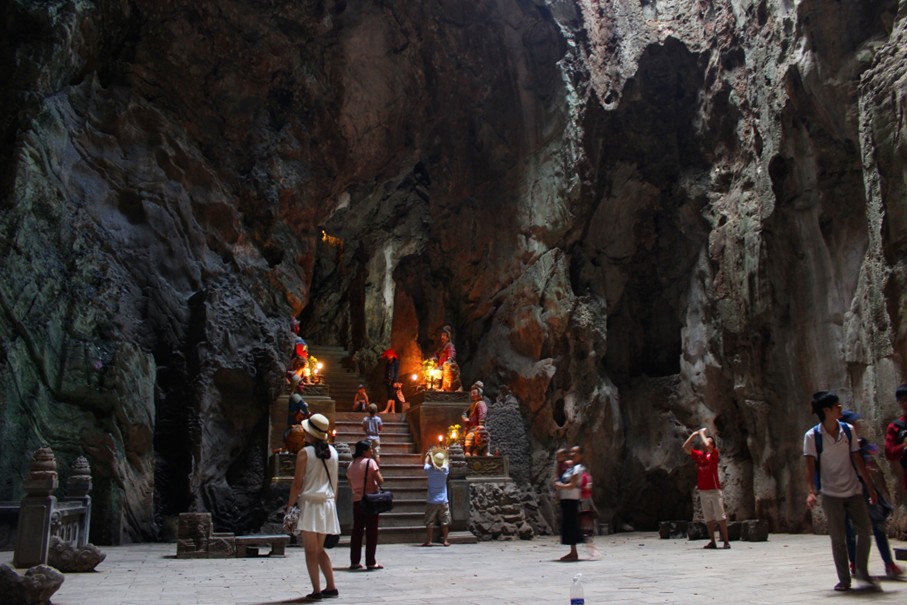 เที่ยวเวียดนาม vnjoytravel vietnam ดานัง  Danang Da Nang ภูเขาธาตุน้ำ ภูเขา 5 ธาตุ ngu han son thuy son marble mountain