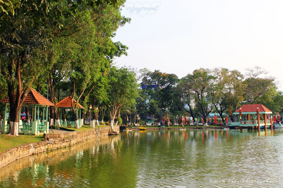 เที่ยวเวียดนาม vnjoytravel vietham ด่งนาย Dongnai Dong Nai สวนสาธารณะเบียนหุ่ง cong vien bien hung