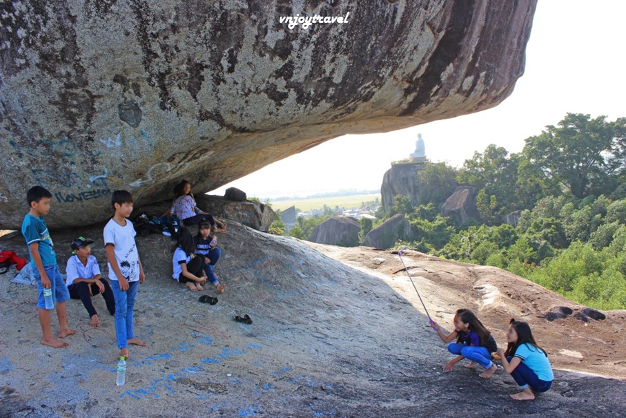 เที่ยวเวียดนาม vnjoytravel vietham ด่งนาย Dongnai Dong Nai สวนหินสามชั้น Da Ba Chong