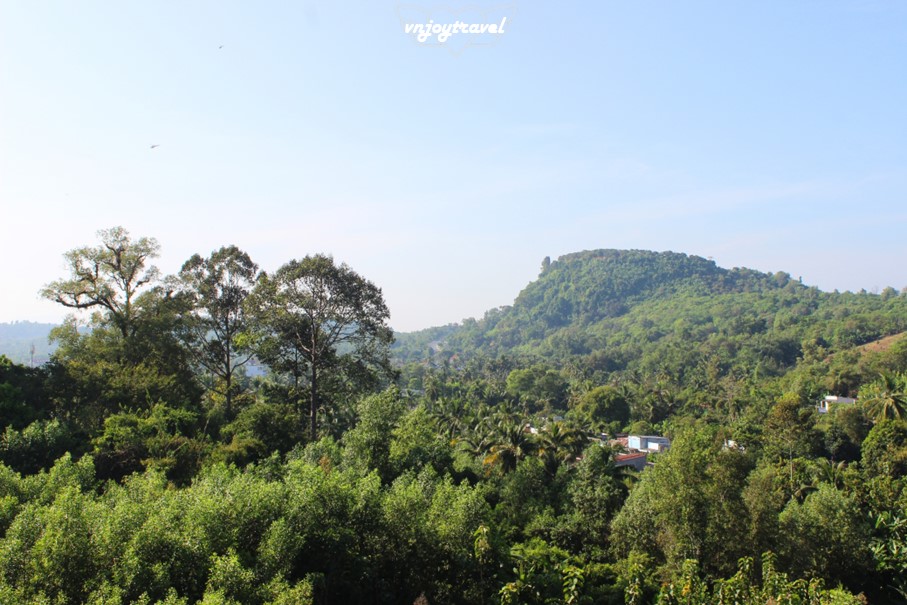 เที่ยวเวียดนาม vnjoytravel vietham ด่งนาย Dongnai Dong Nai สวนหินสามชั้น Da Ba Chong