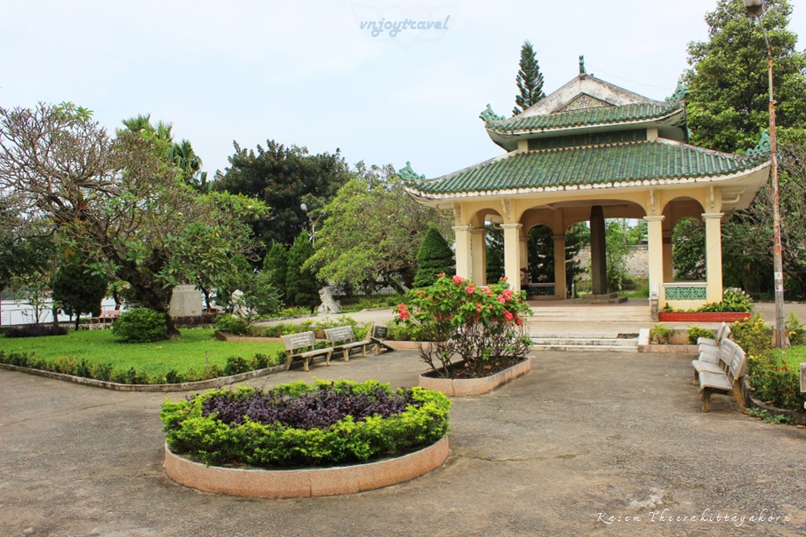 เที่ยวเวียดนาม vnjoytravel vietham ด่งนาย Dongnai Dong Nai ศาลเหงียนฮู๋กั่นห์ den tho nguyen huu canh