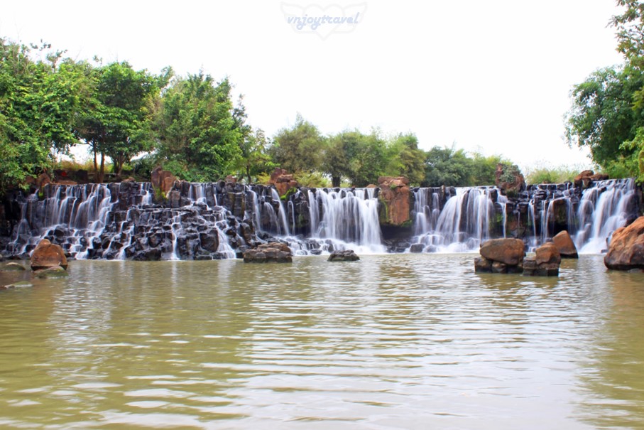 เที่ยวเวียดนาม vnjoytravel vietham ด่งนาย Dongnai Dong Nai น้ำตกยางเดี่ยน Thac Giang Dien Waterfall