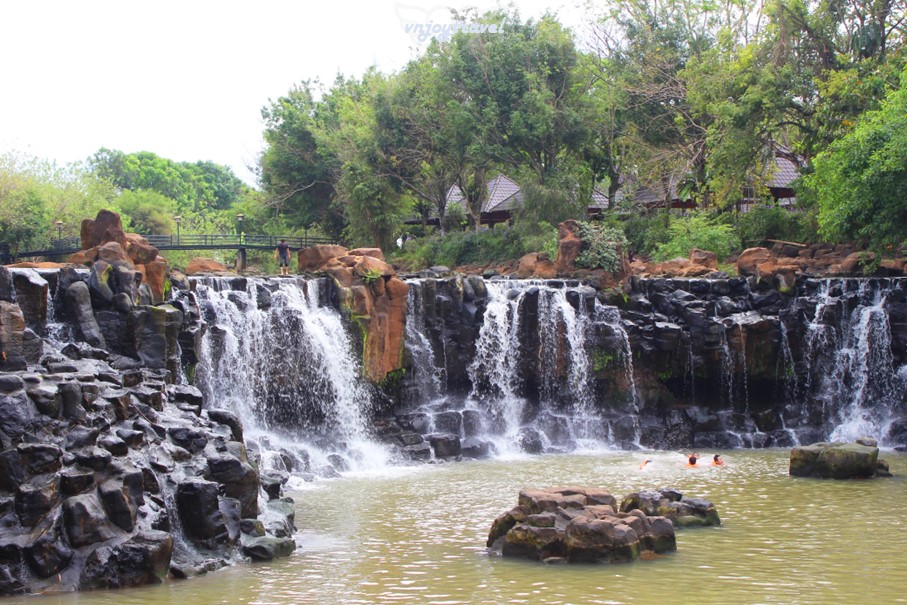 เที่ยวเวียดนาม vnjoytravel vietham ด่งนาย Dongnai Dong Nai น้ำตกยางเดี่ยน Thac Giang Dien Waterfall