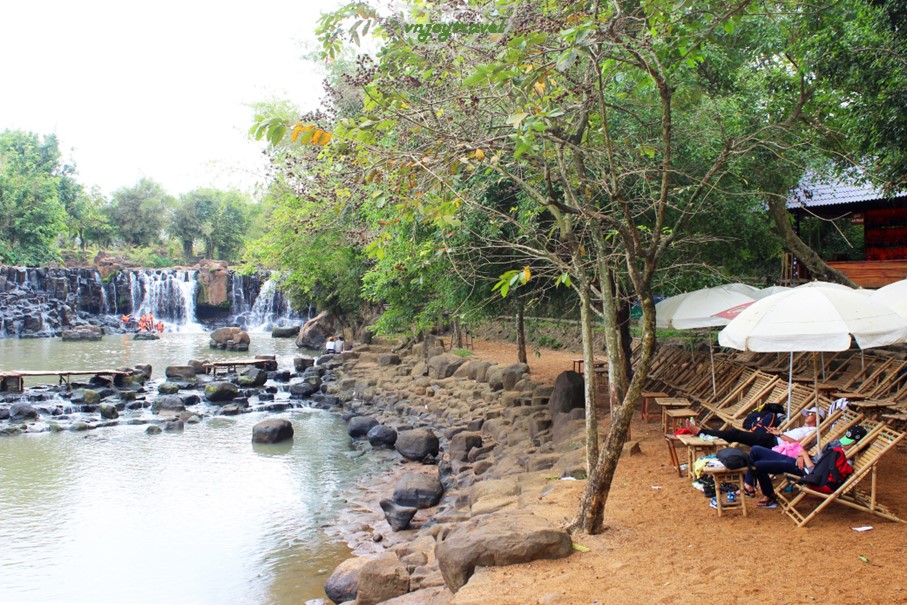 เที่ยวเวียดนาม vnjoytravel vietham ด่งนาย Dongnai Dong Nai น้ำตกยางเดี่ยน Thac Giang Dien Waterfall