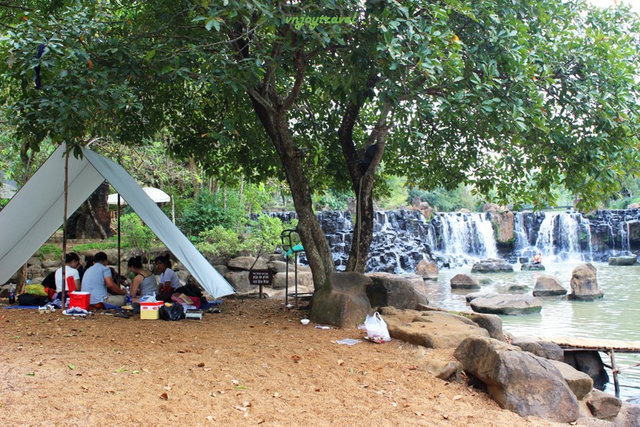 เที่ยวเวียดนาม vnjoytravel vietham ด่งนาย Dongnai Dong Nai น้ำตกยางเดี่ยน Thac Giang Dien Waterfall