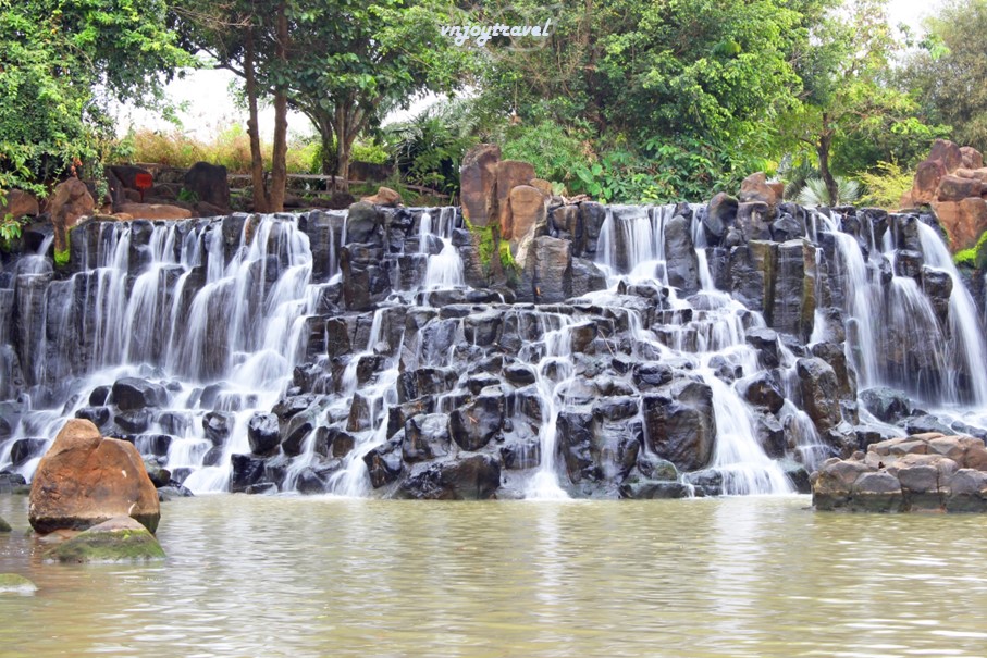 เที่ยวเวียดนาม vnjoytravel vietham ด่งนาย Dongnai Dong Nai น้ำตกยางเดี่ยน Thac Giang Dien Waterfall