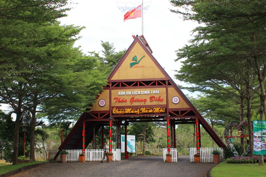 เที่ยวเวียดนาม vnjoytravel vietham ด่งนาย Dongnai Dong Nai น้ำตกยางเดี่ยน Thac Giang Dien Waterfall