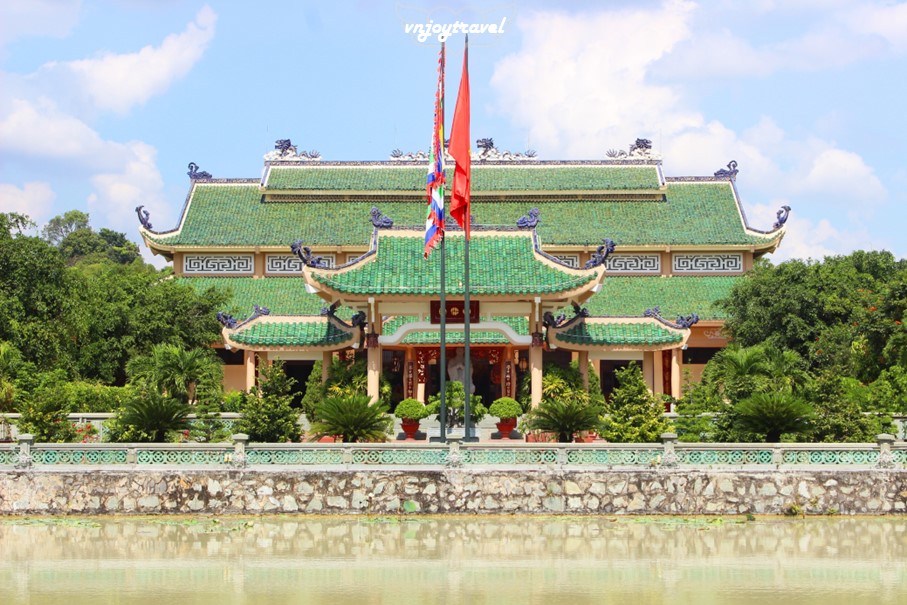 เที่ยวเวียดนาม vnjoytravel vietham ด่งนาย Dongnai Dong Nai วิหารวรรณกรรมเจิ๋นเบียน Van Mieu Tran Bien Temple of Literature