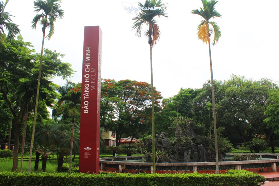 เที่ยวเวียดนาม vnjoytravel vietnam ฮานอย Hanoi พิพิธภัณฑ์โฮจิมินห์ Ho Chi Minh Museum