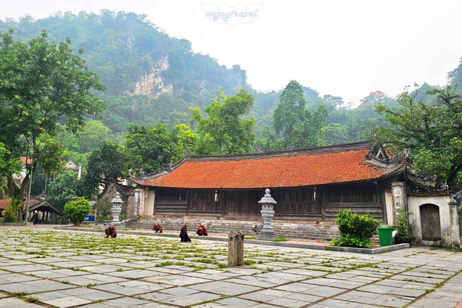 เที่ยวเวียดนาม vnjoytravel vietnam ฮานอย Hanoi วัดเถ่ย  Chua Thay Pagoda