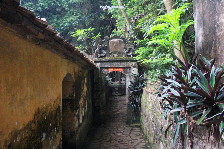 เที่ยวเวียดนาม vnjoytravel vietnam ฮานอย Hanoi วัดเถ่ย  Chua Thay Pagoda