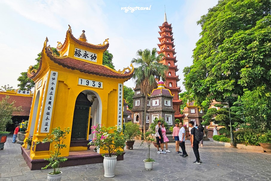 เที่ยวเวียดนาม vnjoytravel vietnam ฮานอย Hanoi วัดเจิ๋นโกว๊ก Tran Quoc Temple
