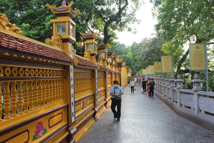 เที่ยวเวียดนาม vnjoytravel vietnam ฮานอย Hanoi วัดเจิ๋นโกว๊ก Tran Quoc Temple