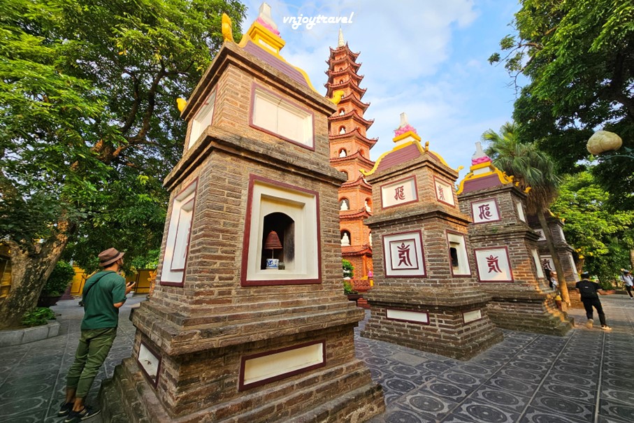 เที่ยวเวียดนาม vnjoytravel vietnam ฮานอย Hanoi วัดเจิ๋นโกว๊ก Tran Quoc Temple