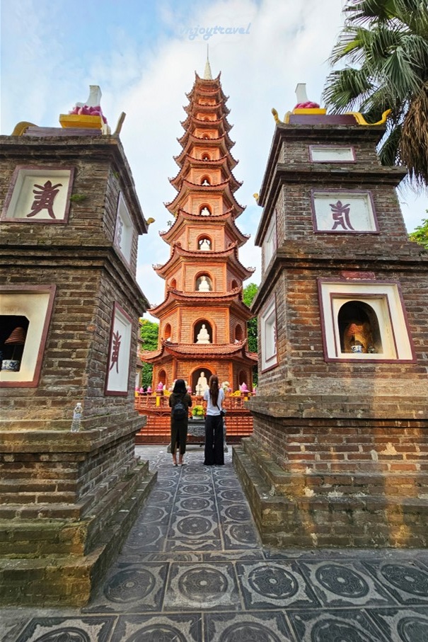 เที่ยวเวียดนาม vnjoytravel vietnam ฮานอย Hanoi วัดเจิ๋นโกว๊ก Tran Quoc Temple