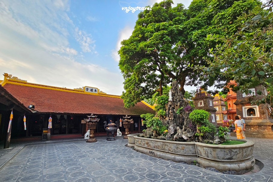 เที่ยวเวียดนาม vnjoytravel vietnam ฮานอย Hanoi วัดเจิ๋นโกว๊ก Tran Quoc Temple