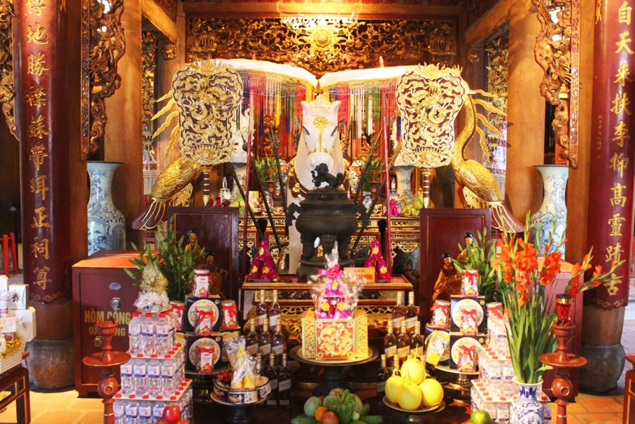 เที่ยวเวียดนาม vnjoytravel vietnam ฮานอย Hanoi ศาลเจ้าม้าขาว Den Bach Ma white horse shrine