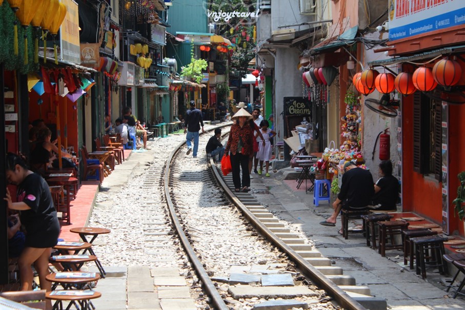 เที่ยวเวียดนาม vnjoytravel vietnam ฮานอย Hanoi ทางรถไฟฮานอย Hanoi Train Street