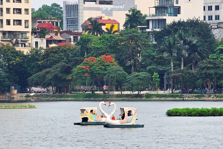 เที่ยวเวียดนาม vnjoytravel vietham ฮานอย Hanoi ทะเลสาบไผ่ขาว Truc Bach Lake
