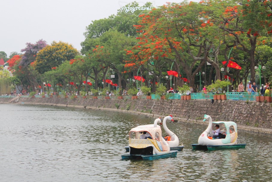 เที่ยวเวียดนาม vnjoytravel vietham ฮานอย Hanoi ทะเลสาบไผ่ขาว Truc Bach Lake