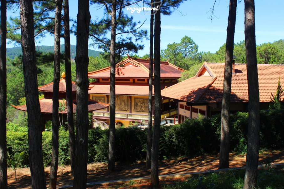 เที่ยวเวียดนาม vnjoytravel vietham ดาลัต ด่าหลัต Dalat Da Lat วัดจุ๊กเลิม Truc Lam Monastery