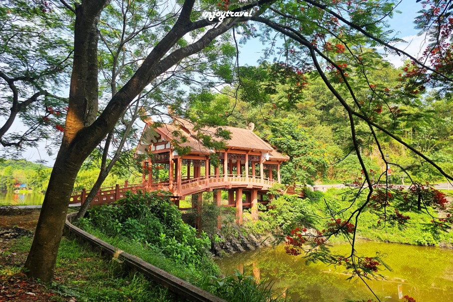 เที่ยวเวียดนาม vnjoytravel vietham ฟู้เถาะ Phu Tho ศาลกษัตริย์หุ่ง  Den Hung Vuong King