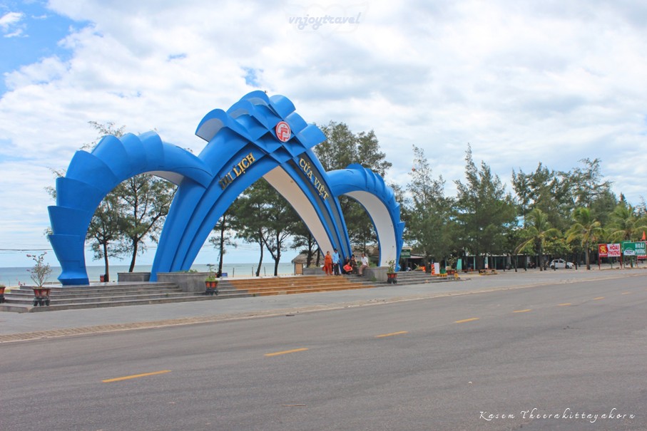 เที่ยวเวียดนาม vnjoytravel vietnam กว๋างจิ Quang Tri หาดเกื่อเวียต bai bien cua viet beach