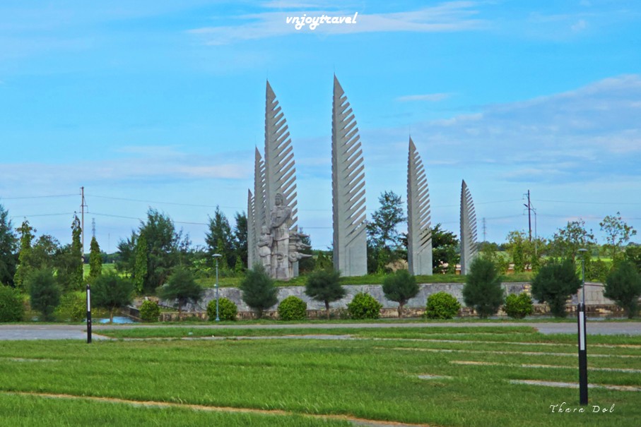 เที่ยวเวียดนาม vnjoytravel vietnam กว๋างจิ Quang Tri สะพานเหี่ยนเลือง cau hien luong bridge