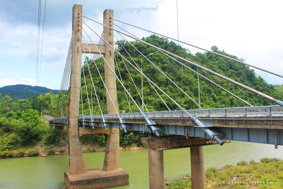 เที่ยวเวียดนาม vnjoytravel vietnam กว๋างจิ Quang Tri สะพานขึงดาโกรง cau treo da krong bridge