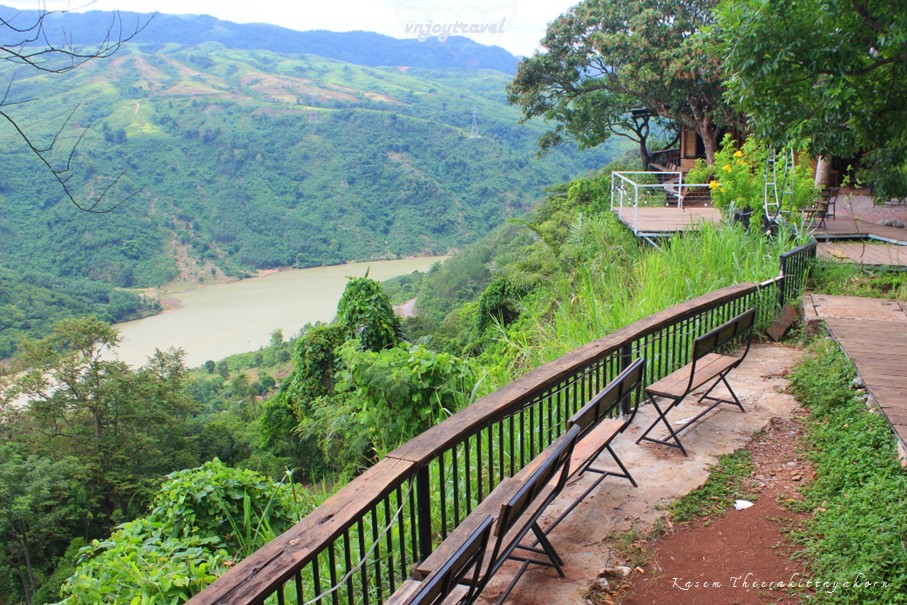 เที่ยวเวียดนาม vnjoytravel vietnam กว๋างจิ Quang Tri แคซานห์ เคซาน khe sanh โฮมิคอฟฟี่ คาเฟ่ homi coffee cafe