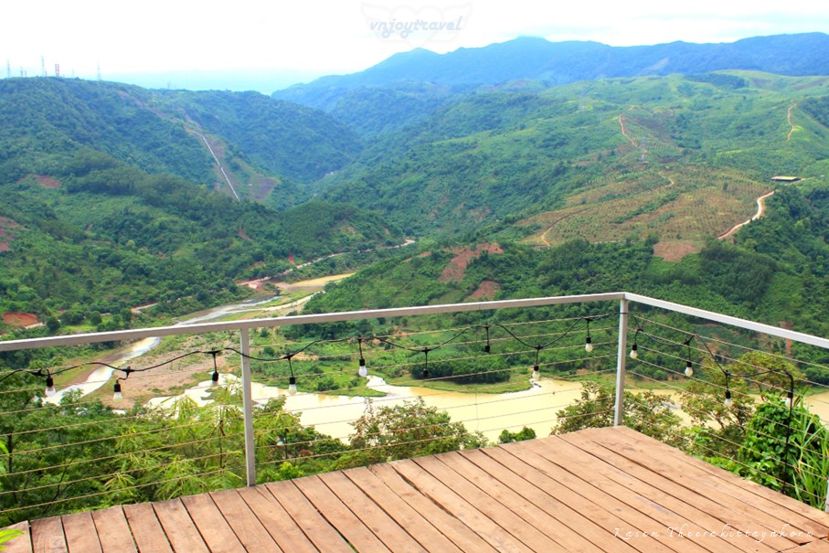เที่ยวเวียดนาม vnjoytravel vietnam กว๋างจิ Quang Tri แคซานห์ เคซาน khe sanh โฮมิคอฟฟี่ คาเฟ่ homi coffee cafe