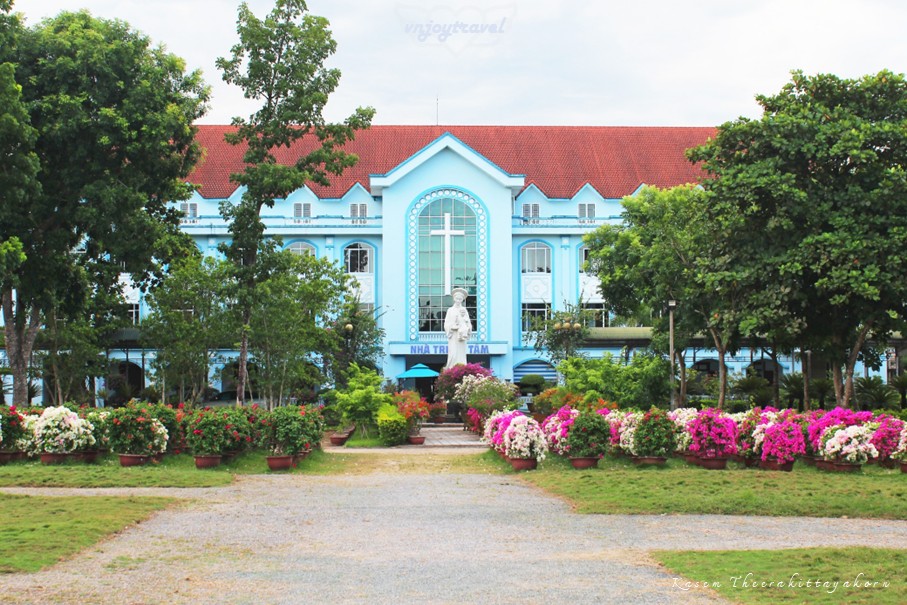 เที่ยวเวียดนาม vnjoytravel vietnam กว๋างจิ Quang Tri โบสถ์ลาวาง nha tho cu duc me la vang church