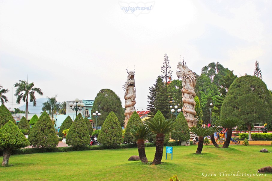 เที่ยวเวียดนาม vnjoytravel vietham เตยนินห์ tay ninh tayninh สวนสาธารณะฮว่าถ่านห์ cong vien hoa thanh park