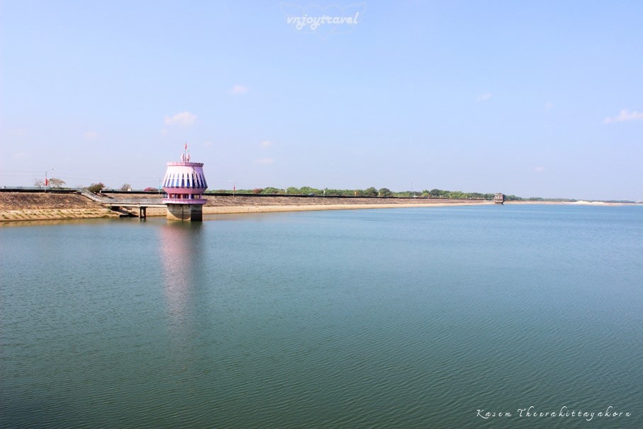 เที่ยวเวียดนาม vnjoytravel vietham เตยนินห์ tay ninh tayninh ทะเลสาบเหยิ่วเตี๋ยง ho dau tieng