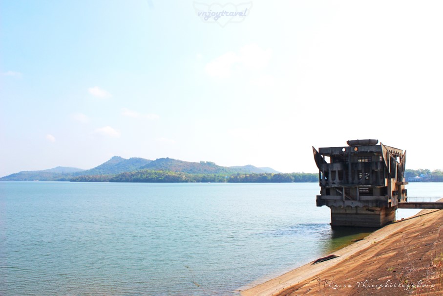 เที่ยวเวียดนาม vnjoytravel vietham เตยนินห์ tay ninh tayninh ทะเลสาบเหยิ่วเตี๋ยง ho dau tieng