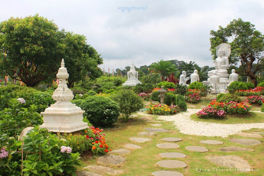 เที่ยวเวียดนาม vnjoytravel vietnam หวินห์ฟุก vinh phuc ตามด๋าว tam dao เจดีย์มันด่าลา เตยเทียน dai bao thap man da la tay thien great stupa