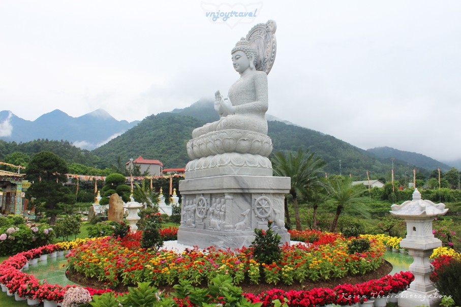 เที่ยวเวียดนาม vnjoytravel vietnam หวินห์ฟุก vinh phuc ตามด๋าว tam dao เจดีย์มันด่าลา เตยเทียน dai bao thap man da la tay thien great stupa