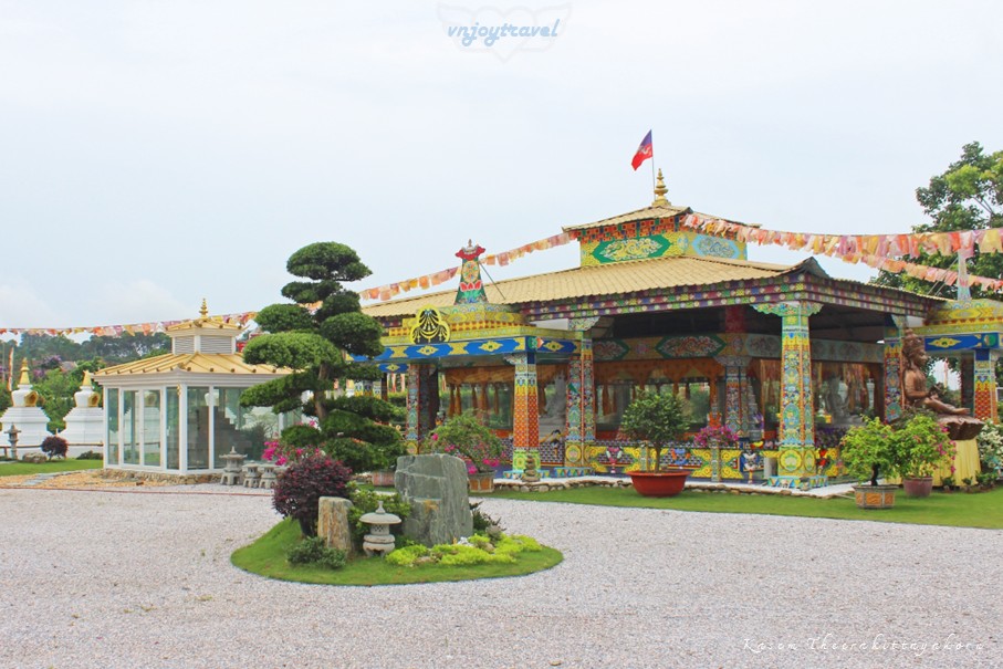 เที่ยวเวียดนาม vnjoytravel vietnam หวินห์ฟุก vinh phuc ตามด๋าว tam dao เจดีย์มันด่าลา เตยเทียน dai bao thap man da la tay thien great stupa