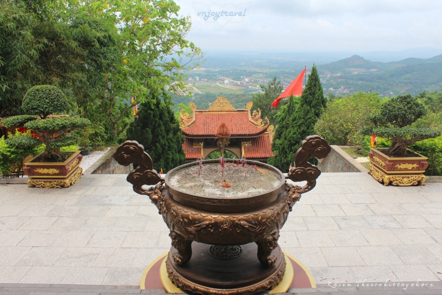 เที่ยวเวียดนาม vnjoytravel vietnam หวินห์ฟุก vinh phuc ตามด๋าว tam dao จุ๊กเลิม เตยเทียน thien vien truc lam tay thien