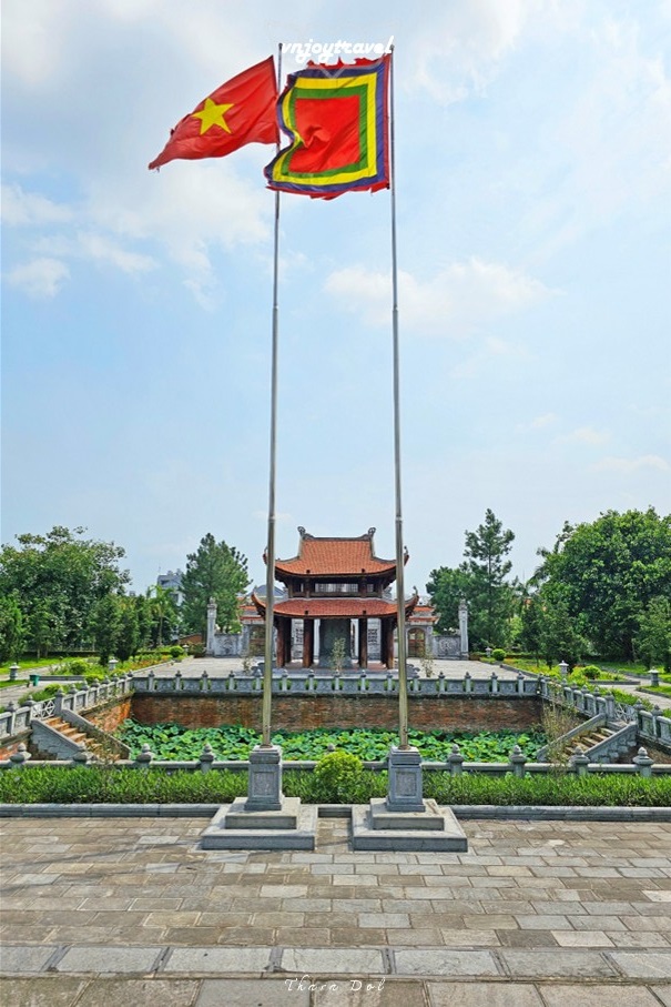 เที่ยวเวียดนาม vnjoytravel vietnam หวินห์ฟุก vinh phuc หวินห์เอียน  vinh yen วิหารวรรณกรรม หวินห์ฟุก van mieu vinh phuc temple of literature