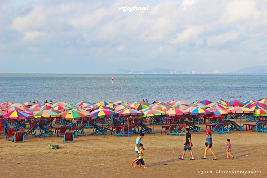 เที่ยวเวียดนาม vnjoytravel vietham บ่าเหรียะ หวุงเต่า baria vungtau vung tau หาดลองไห่  bai bien long hai beach