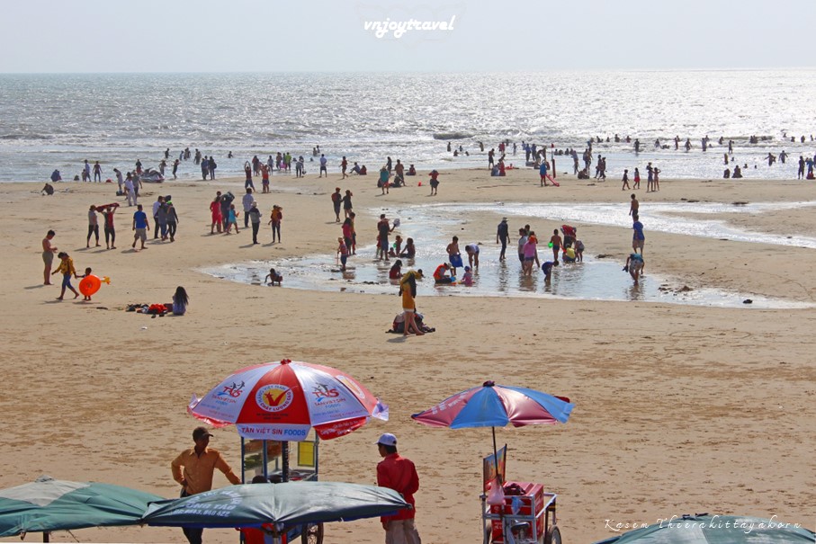 เที่ยวเวียดนาม vnjoytravel vietham บ่าเหรียะ หวุงเต่า baria vungtau vung tau หาดเซา หาดหลัง bai sau back beach