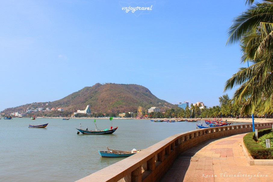 เที่ยวเวียดนาม vnjoytravel vietham บ่าเหรียะ หวุงเต่า baria vungtau vung tau หาดหน้า หาดเจื๊อก bai truoc front beach