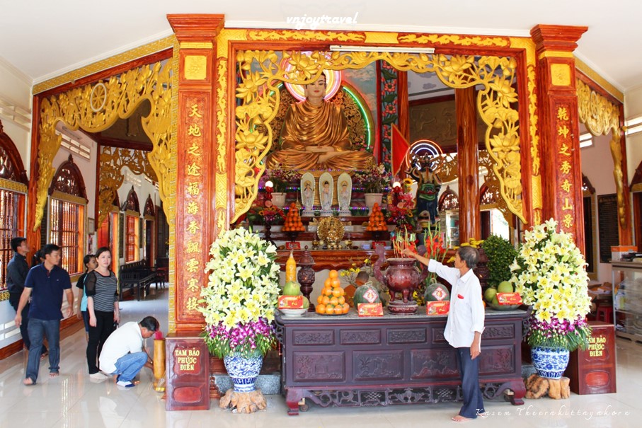 เที่ยวเวียดนาม vnjoytravel vietham บ่าเหรียะ หวุงเต่า baria vungtau vung tau วัดห่อนหมต linh quang tinh xa hon mot chua hon mot