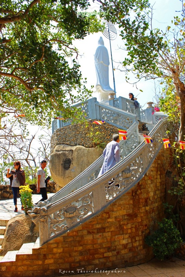 เที่ยวเวียดนาม vnjoytravel vietham บ่าเหรียะ หวุงเต่า baria vungtau vung tau วัดห่อนหมต linh quang tinh xa hon mot chua hon mot