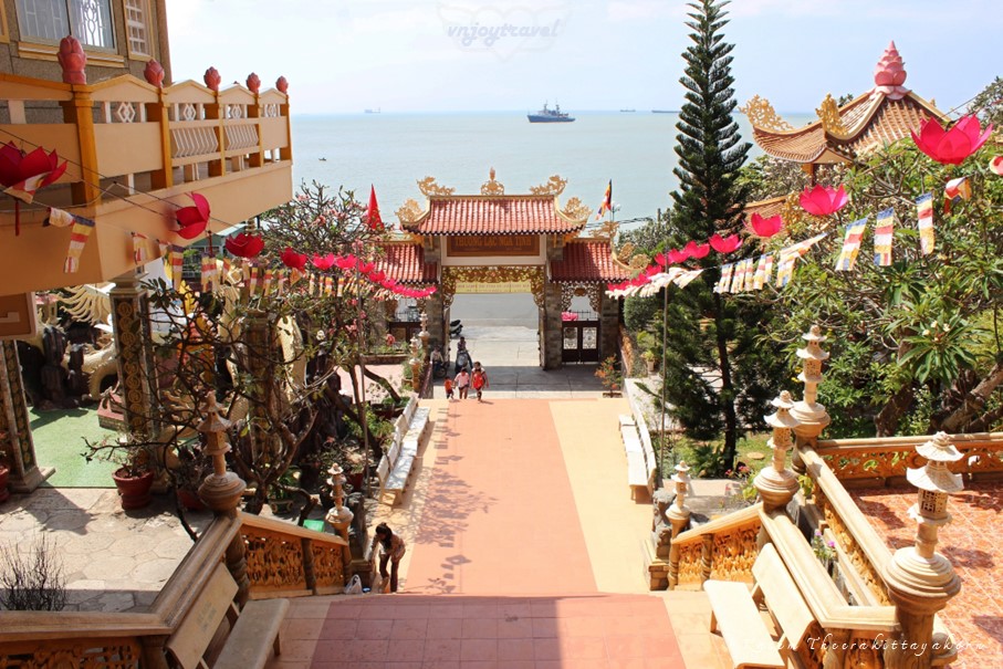 เที่ยวเวียดนาม vnjoytravel vietham บ่าเหรียะ หวุงเต่า baria vungtau vung tau วัดหยก tinh xa ngoc bich